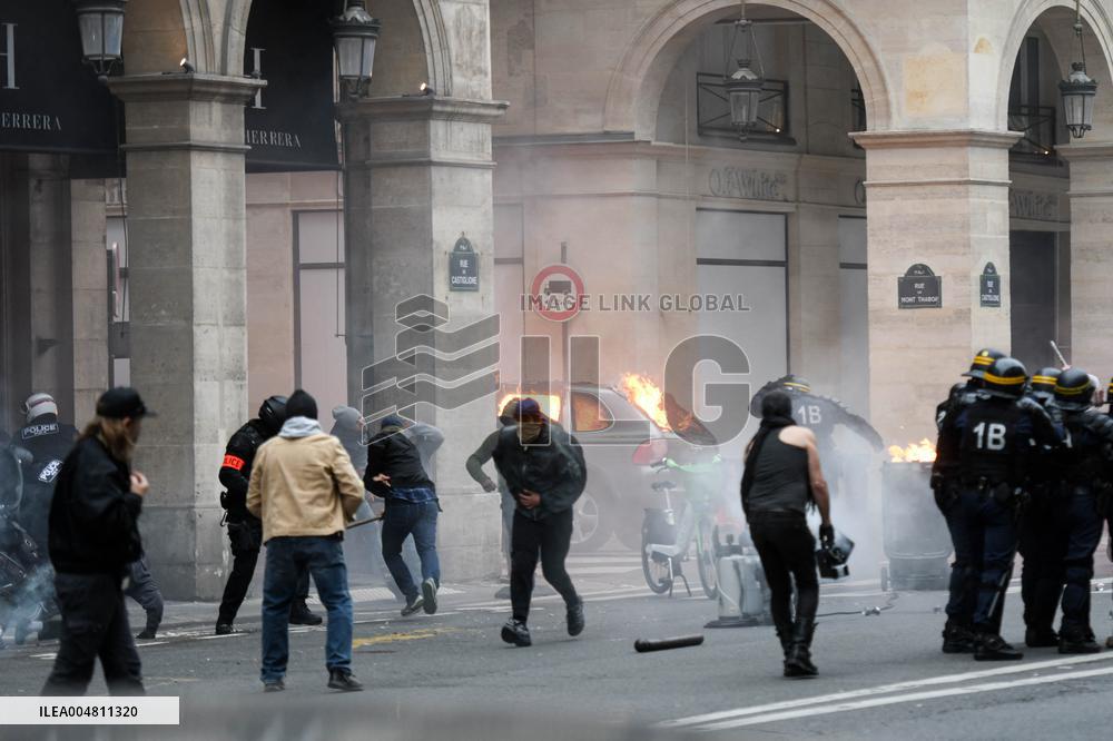 Filming Of Quentin Dupieux New Movie Full Phil - Paris