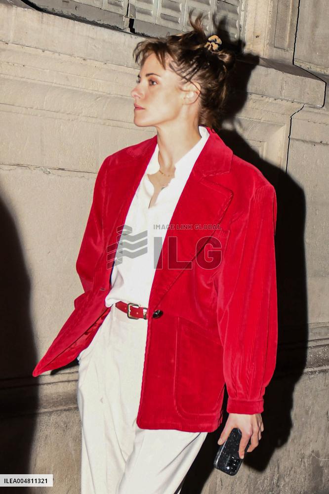 Kristen Stewart Leaves Her Set - Paris