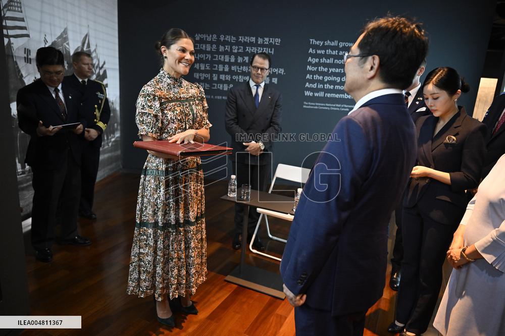 CROWN PRINCESS IN SEOUL