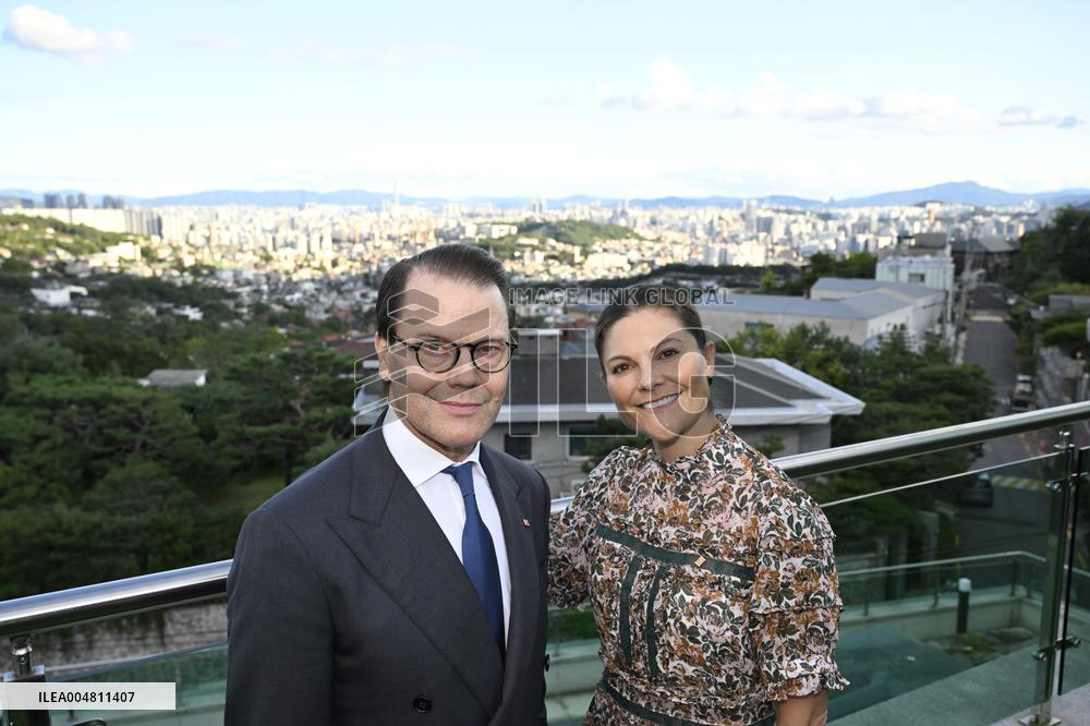 CROWN PRINCESS IN SEOUL