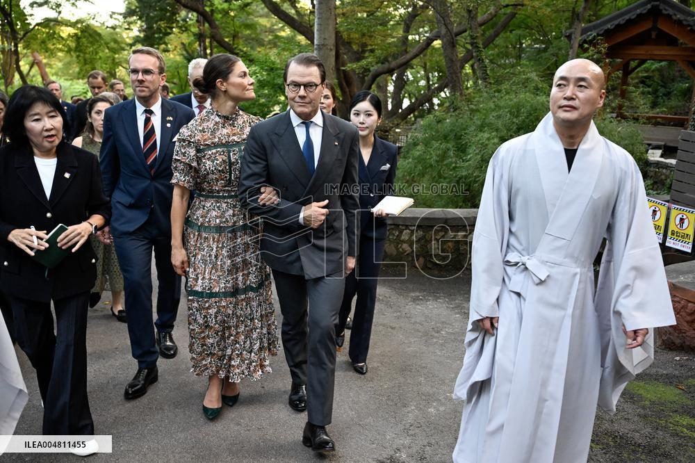CROWN PRINCESS IN SEOUL