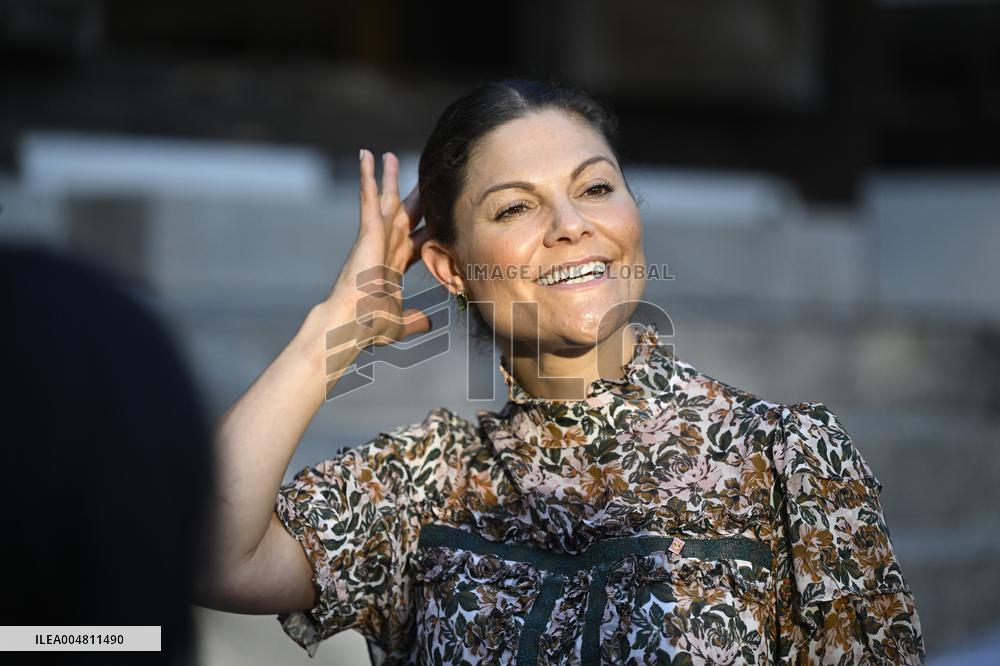 CROWN PRINCESS IN SEOUL