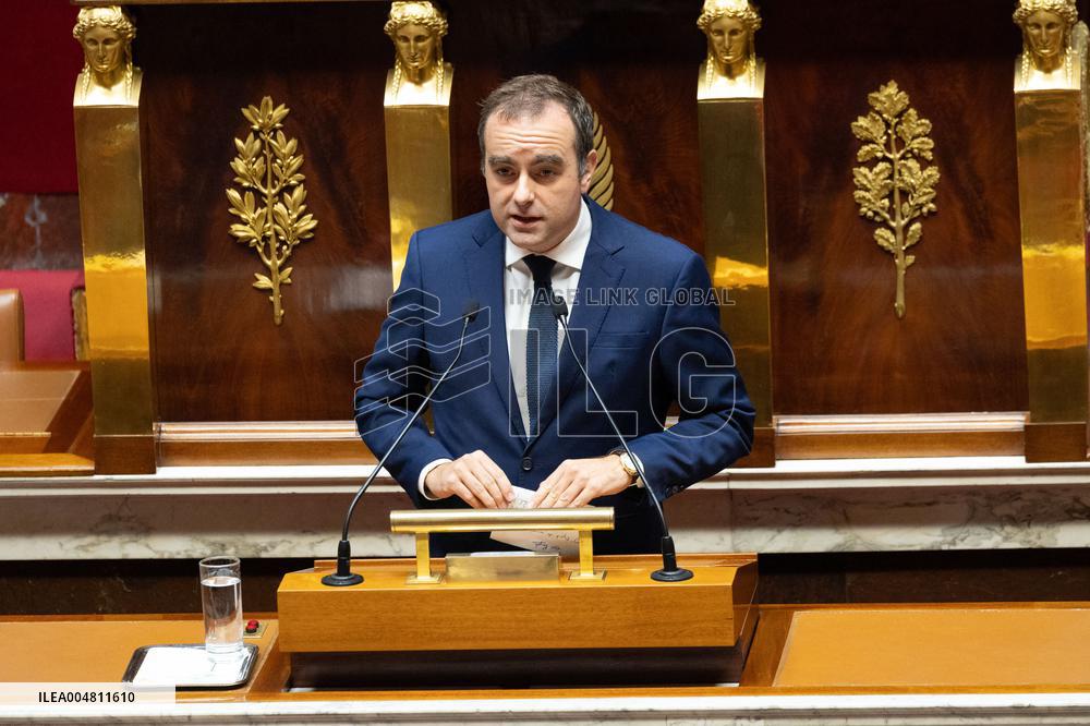 No-confidence motion against Prime Minister Lecornu government - Paris