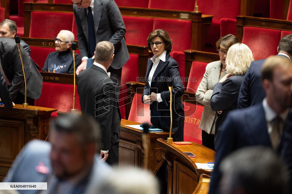 No-confidence motion against Prime Minister Lecornu government - Paris