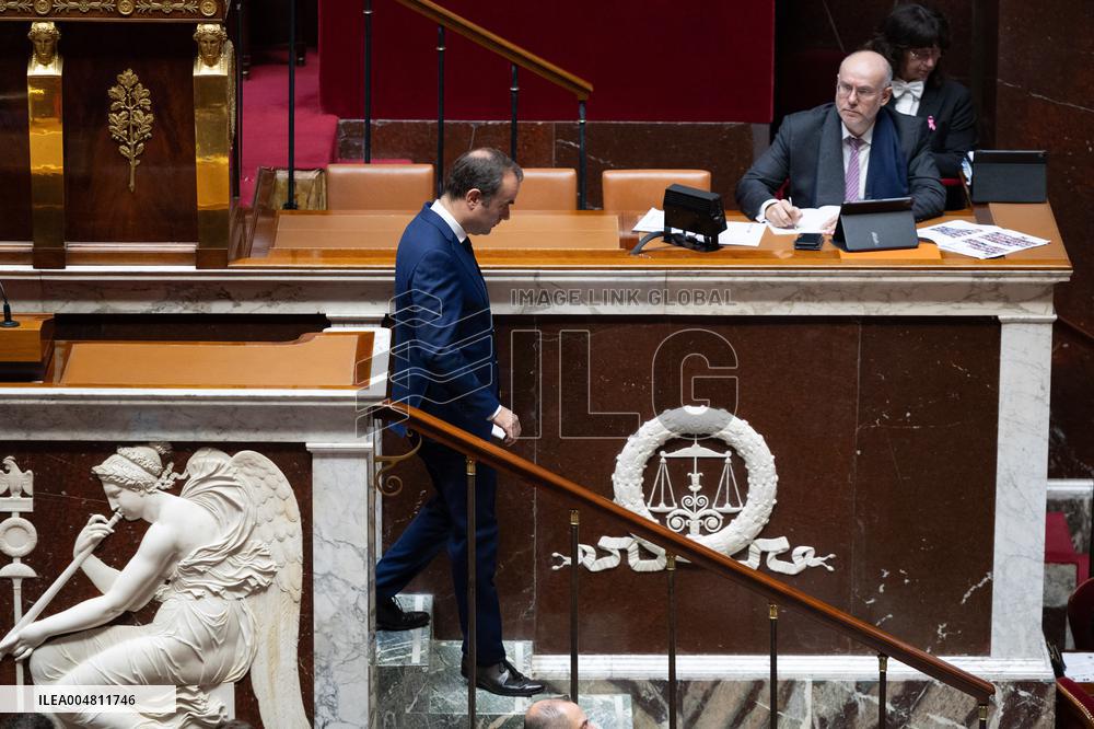 No-confidence motion against Prime Minister Lecornu government - Paris