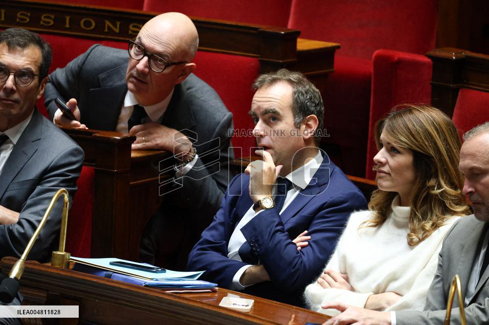 No-Confidence Motion Against Prime Minister Lecornu Government - Vote - Paris