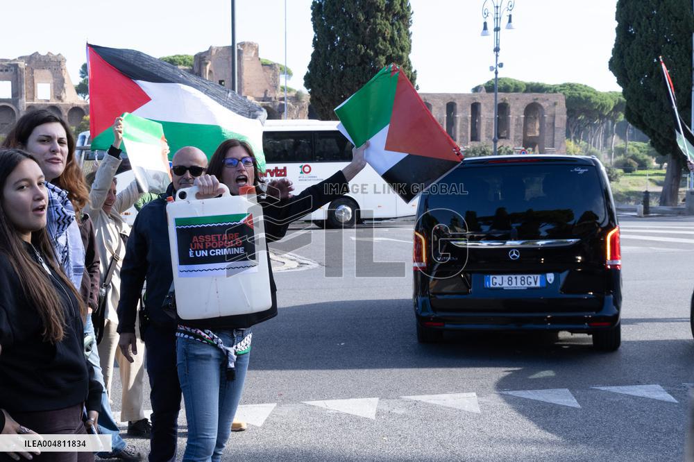 Rome, Sit-in during the World Food Day 2025 ceremony