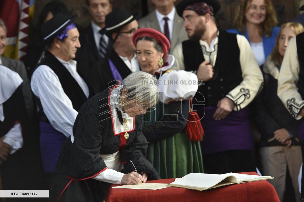 650th anniversary of the Three Cows Tribute - Spain