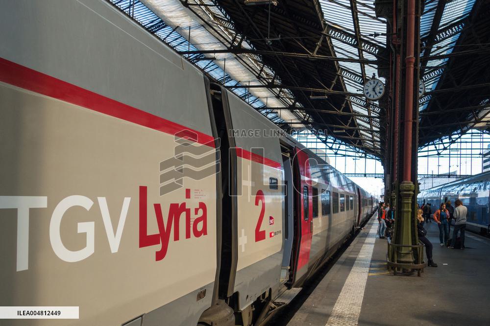 Illustration - Train