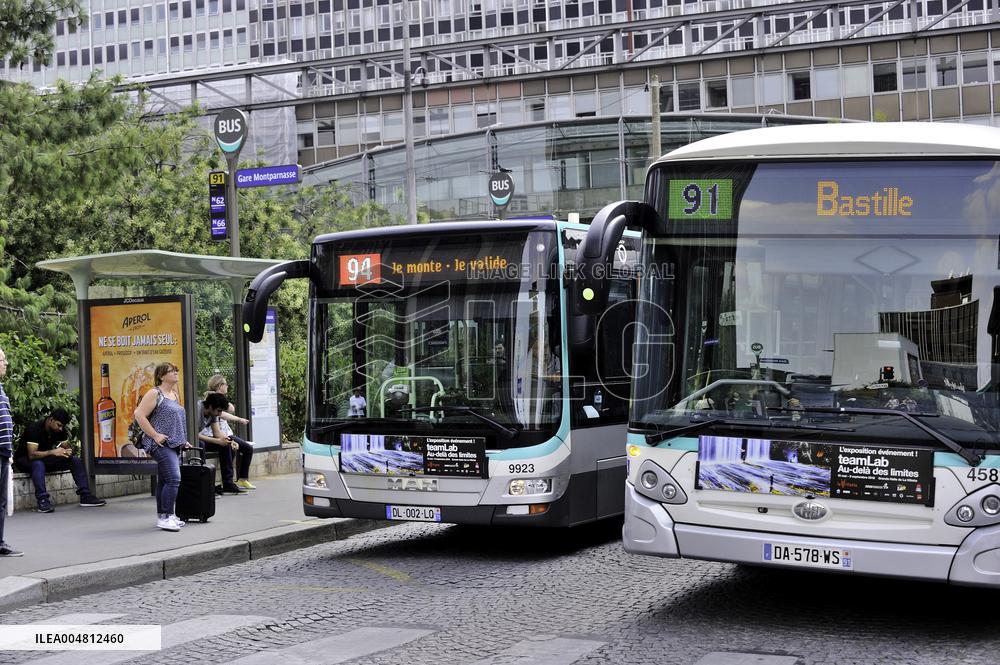 Illustration - Train