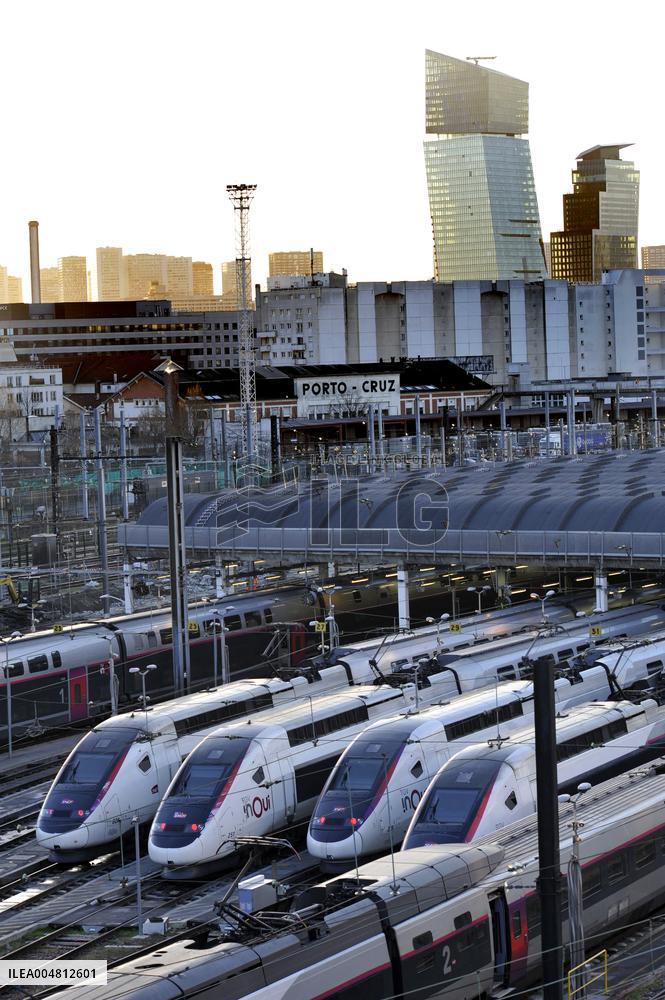 Illustration - Train