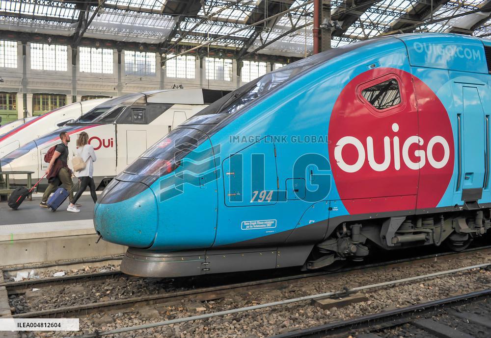 Illustration - Train