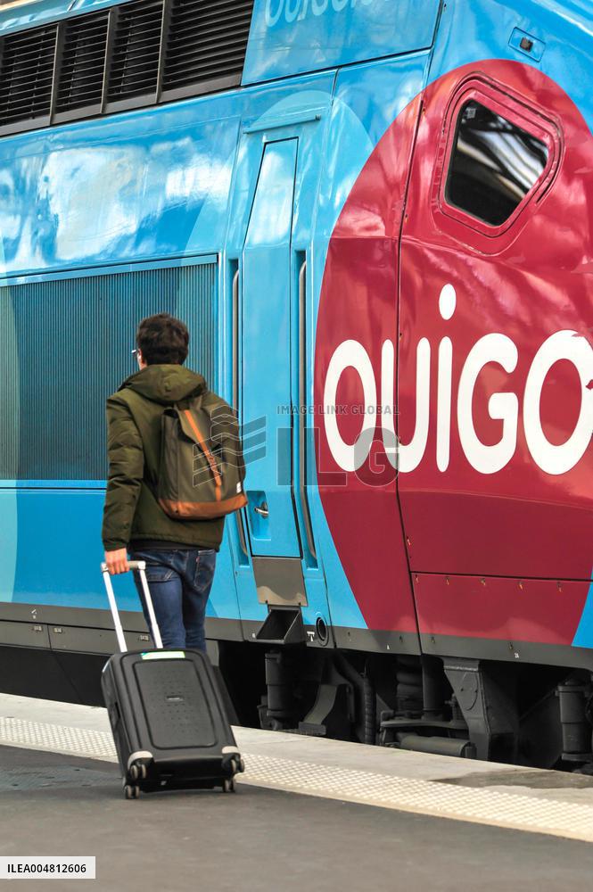 Illustration - Train