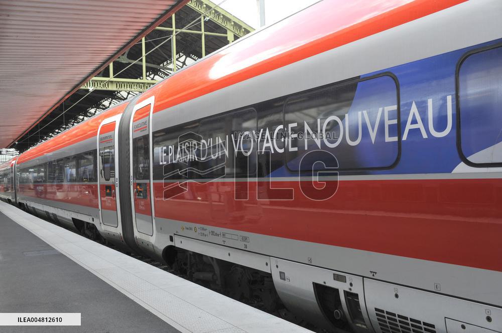 Illustration - Train