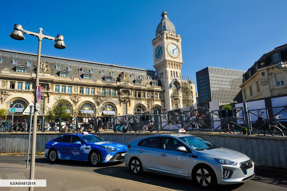 Illustration - Train