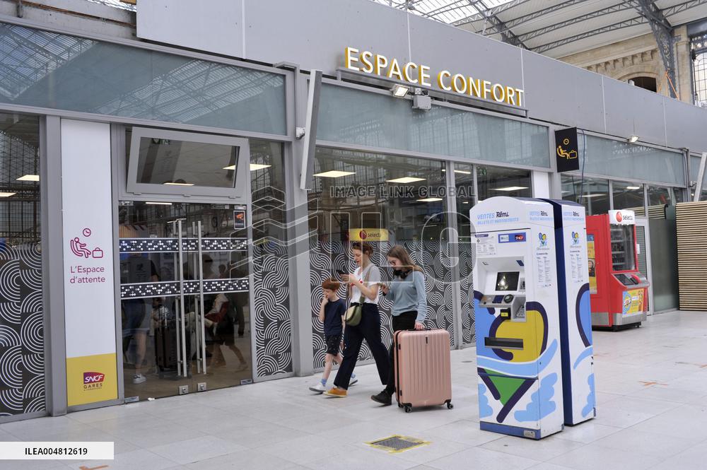 Illustration - Train