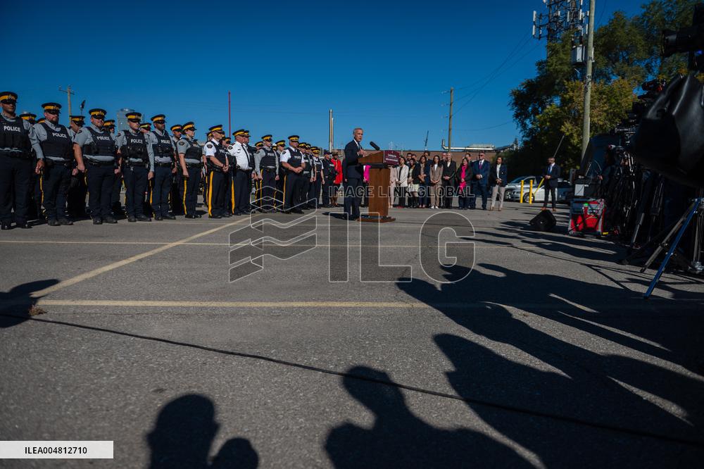 Mark Carney Visits an RCMP Detachment - Canada