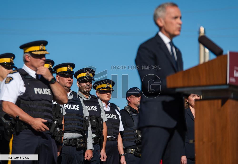 Mark Carney Visits an RCMP Detachment - Canada