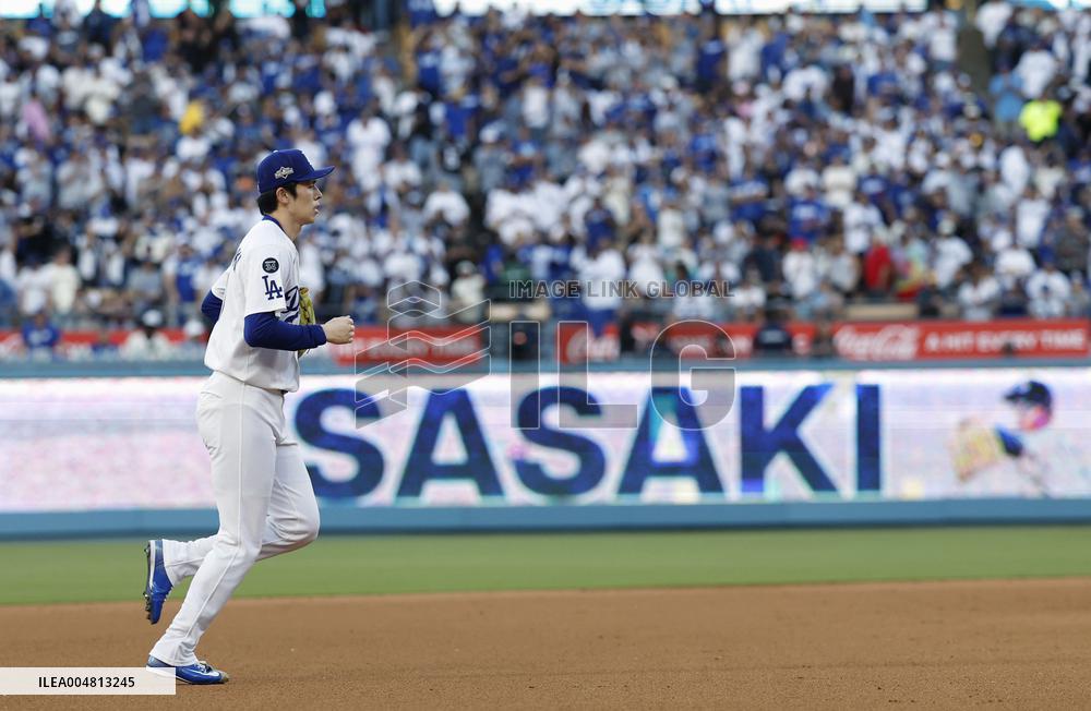 Baseball: NL Championship Series between Brewers and Dodgers