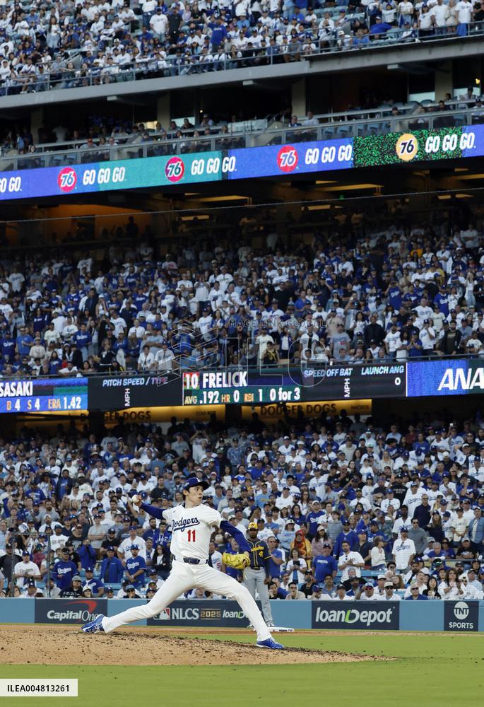 Baseball: NL Championship Series between Brewers and Dodgers