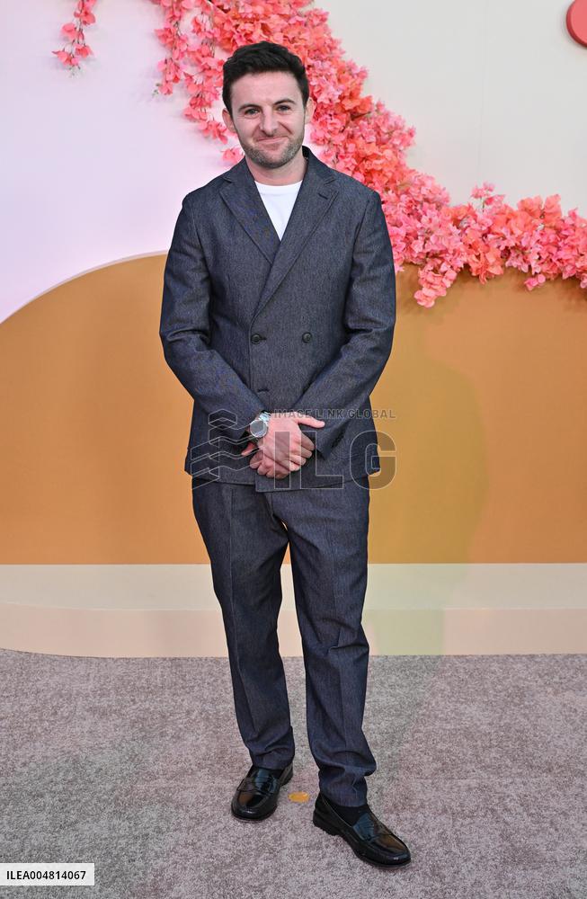 Netflix’s ‘Nobody Wants This’ season 2 Premiere