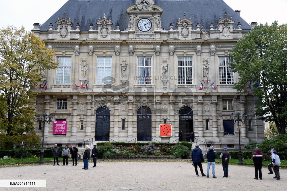 The Watermelon Design Placed On the Facade Of Town Hall - Ivry Sur Seine