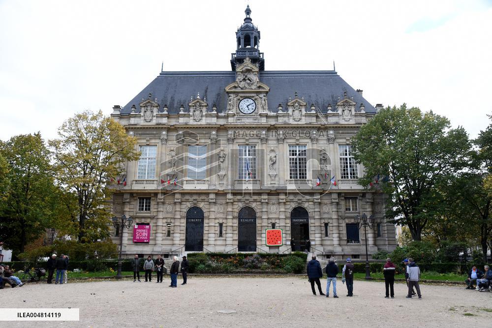 The Watermelon Design Placed On the Facade Of Town Hall - Ivry Sur Seine