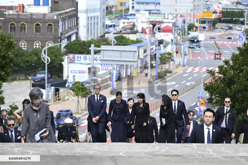 CROWN PRINCESS IN BUSAN