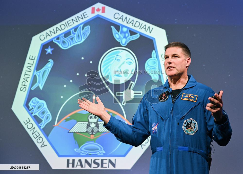 Jeremy Hansen Discusses Artemis II Mission In Longueuil - Canada