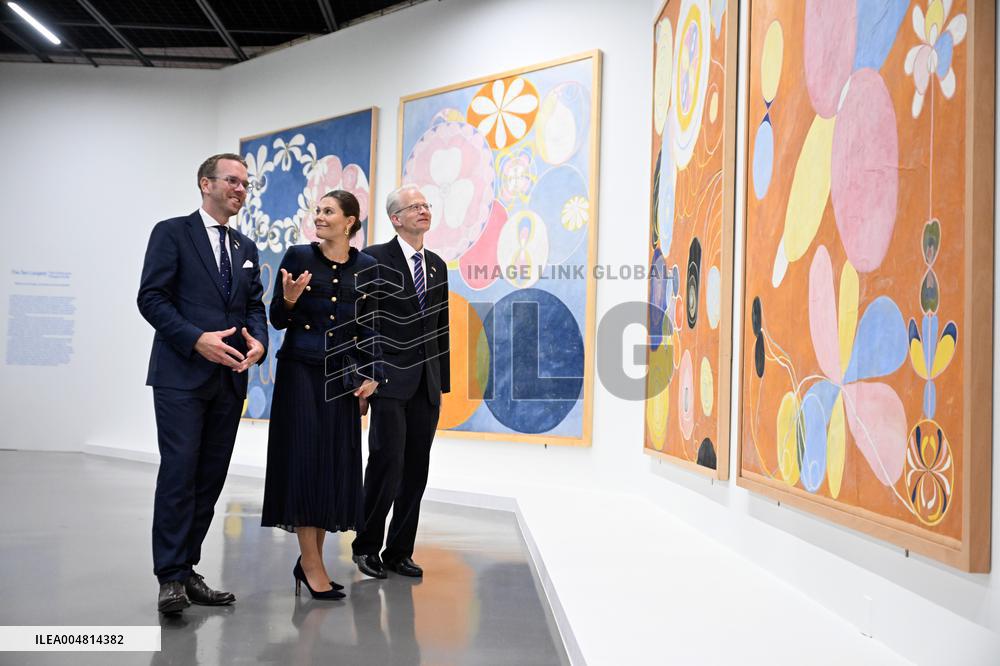 CROWN PRINCESS IN BUSAN