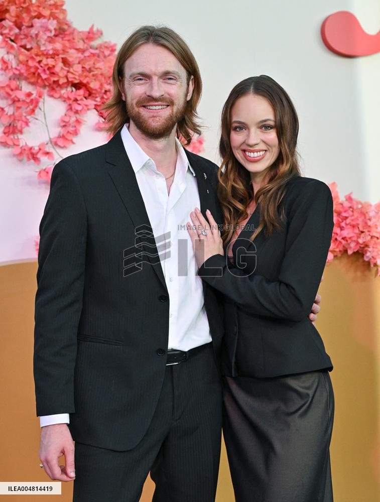 Netflix’s ‘Nobody Wants This’ season 2 Premiere