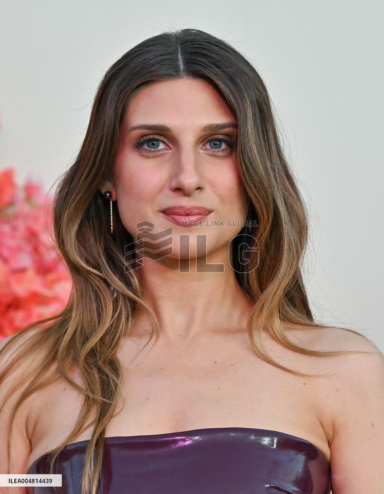 Netflix’s ‘Nobody Wants This’ season 2 Premiere