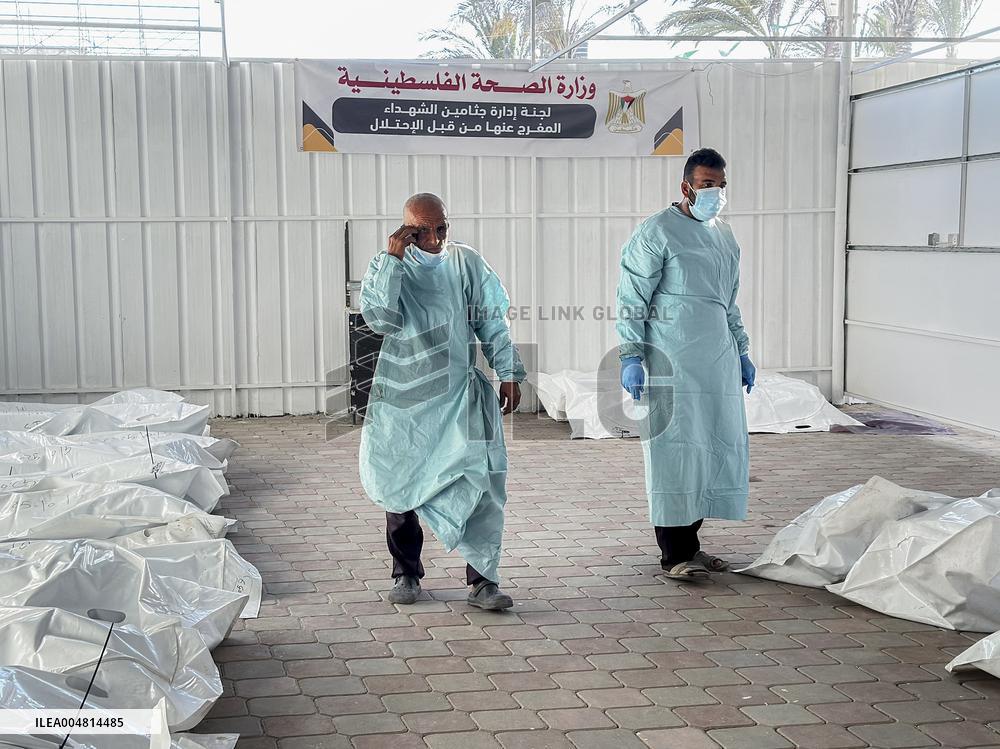 Gaza Receives Prisoner Bodies