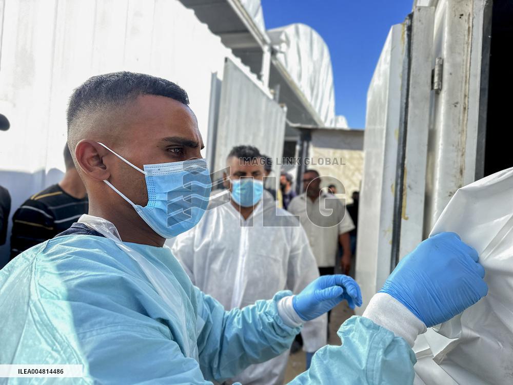 Gaza Receives Prisoner Bodies