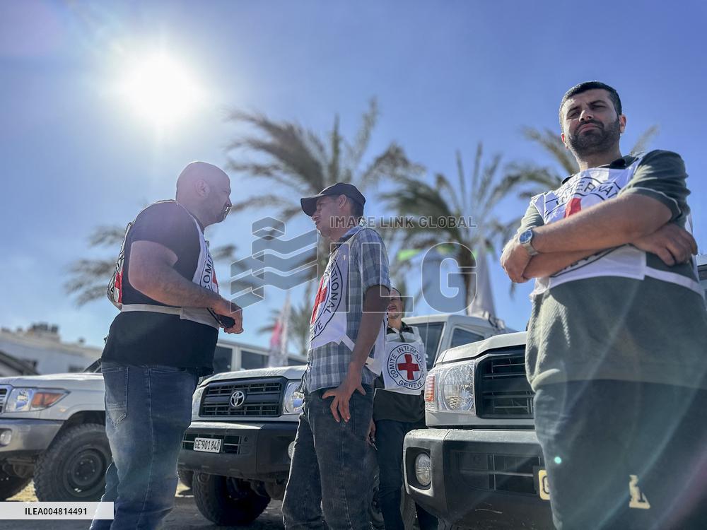 Gaza Receives Prisoner Bodies