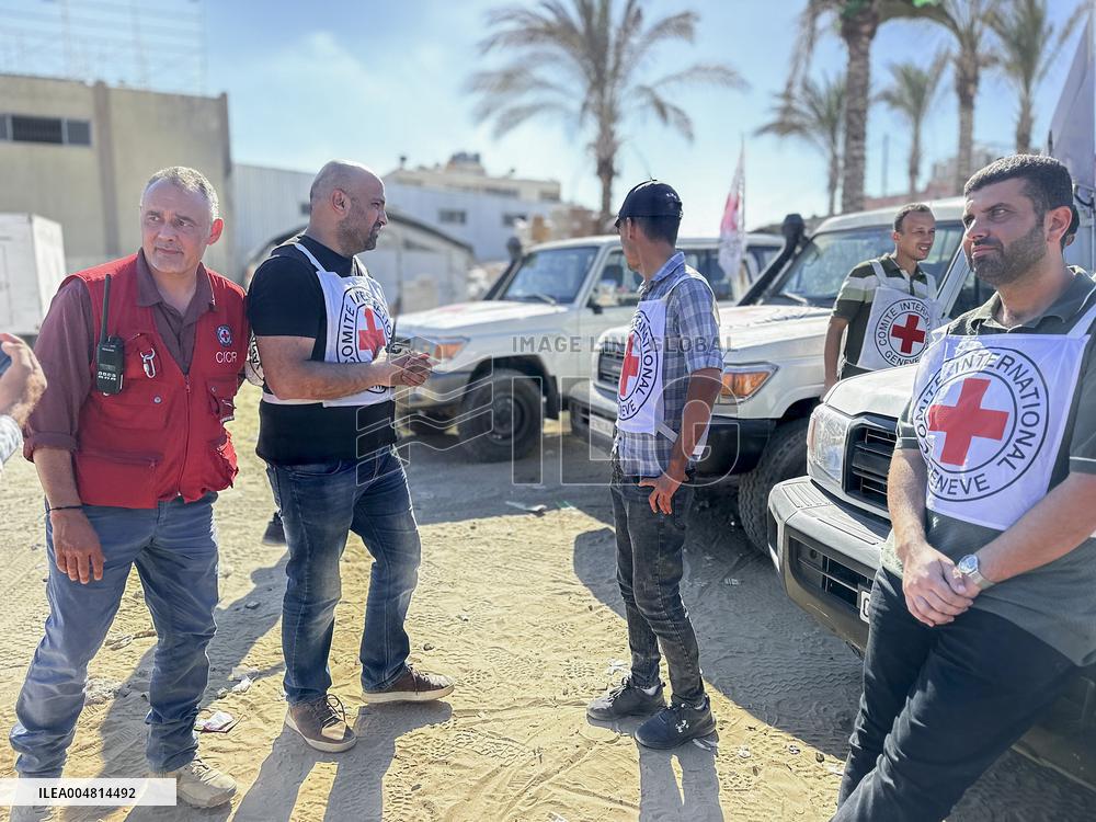 Gaza Receives Prisoner Bodies