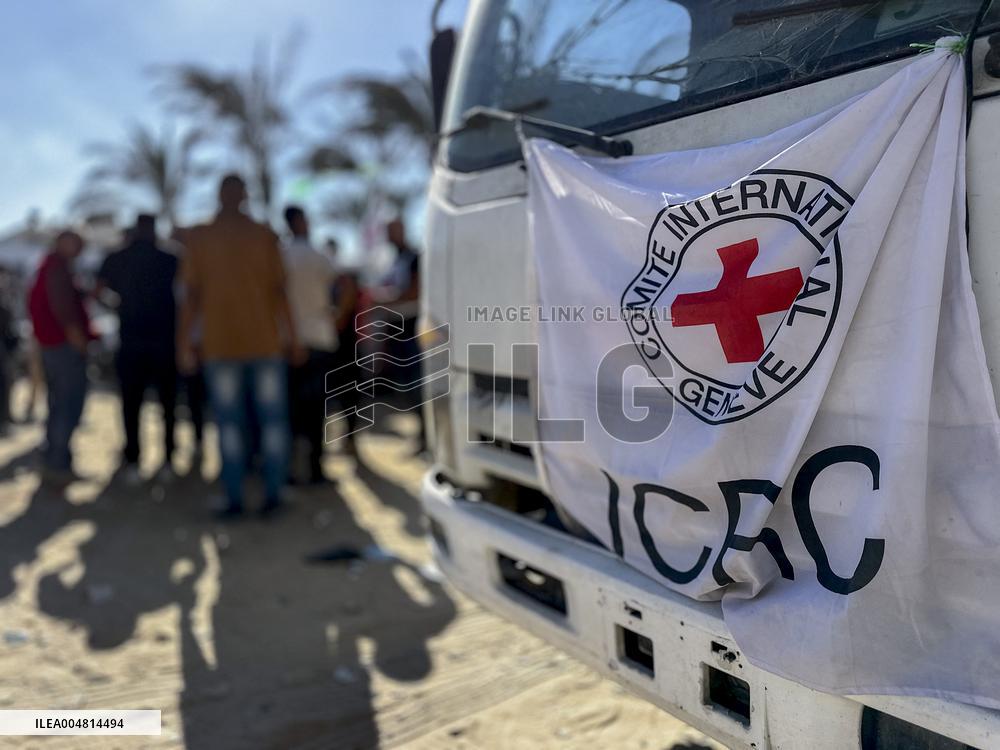 Gaza Receives Prisoner Bodies