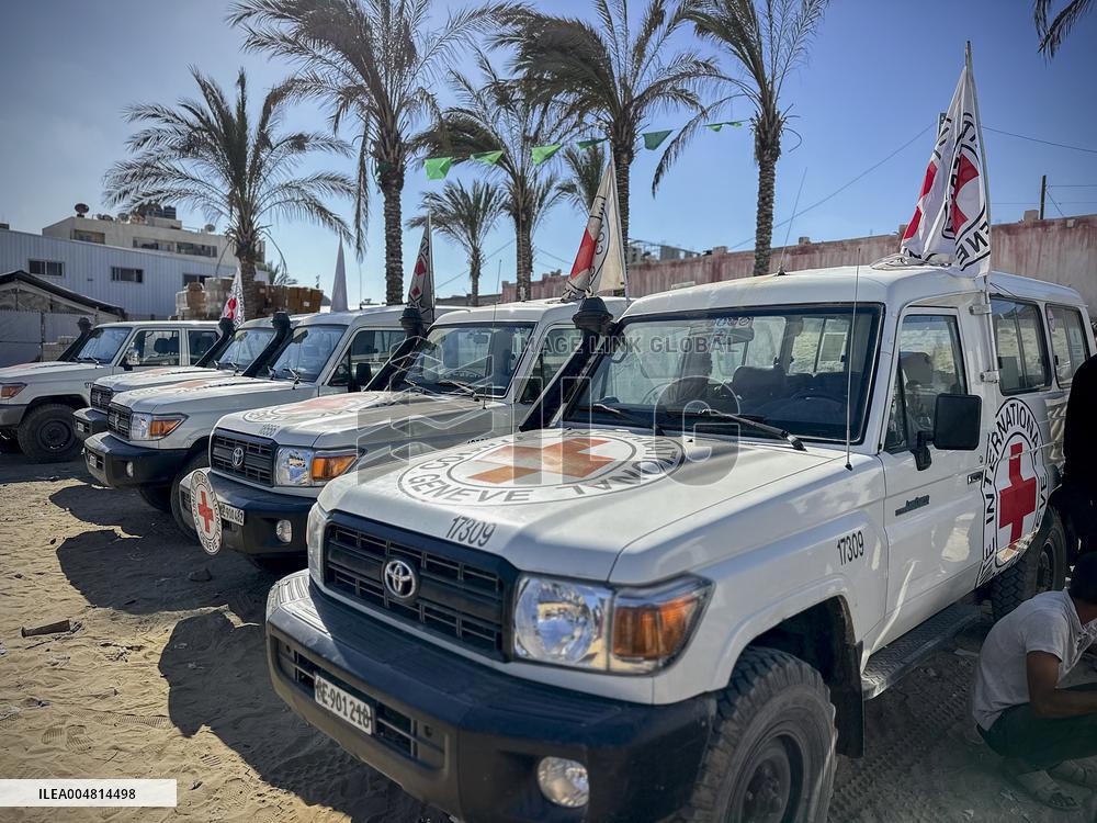 Gaza Receives Prisoner Bodies