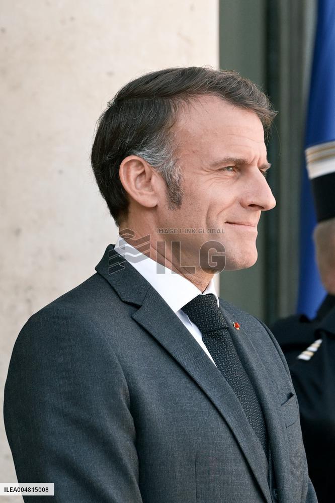 Emmanuel Macron welcomes Ursula von der Leyen at the Elysee FA
