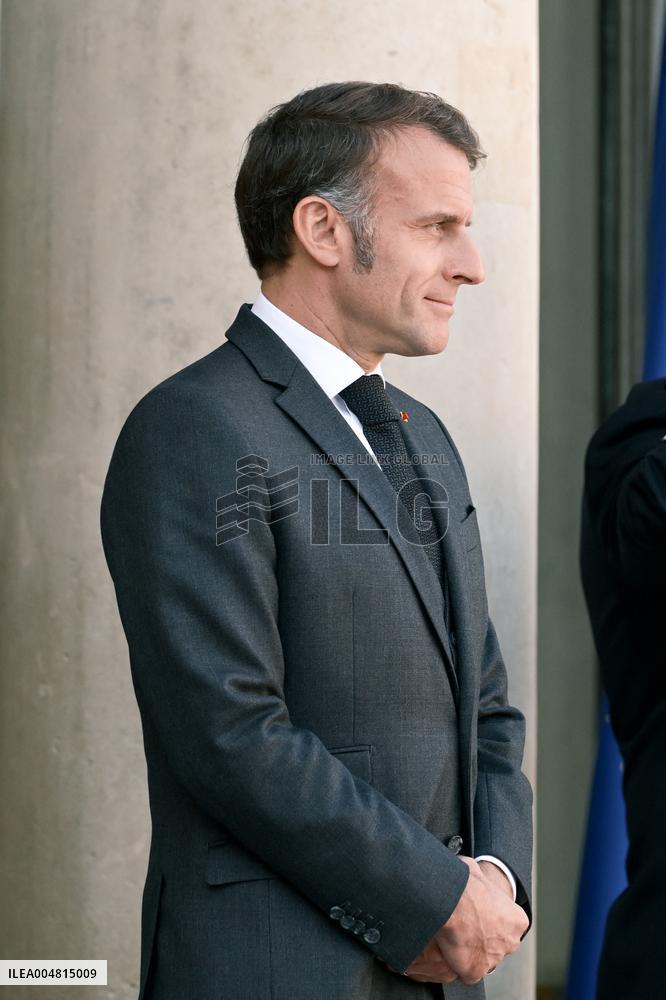 Emmanuel Macron welcomes Ursula von der Leyen at the Elysee FA