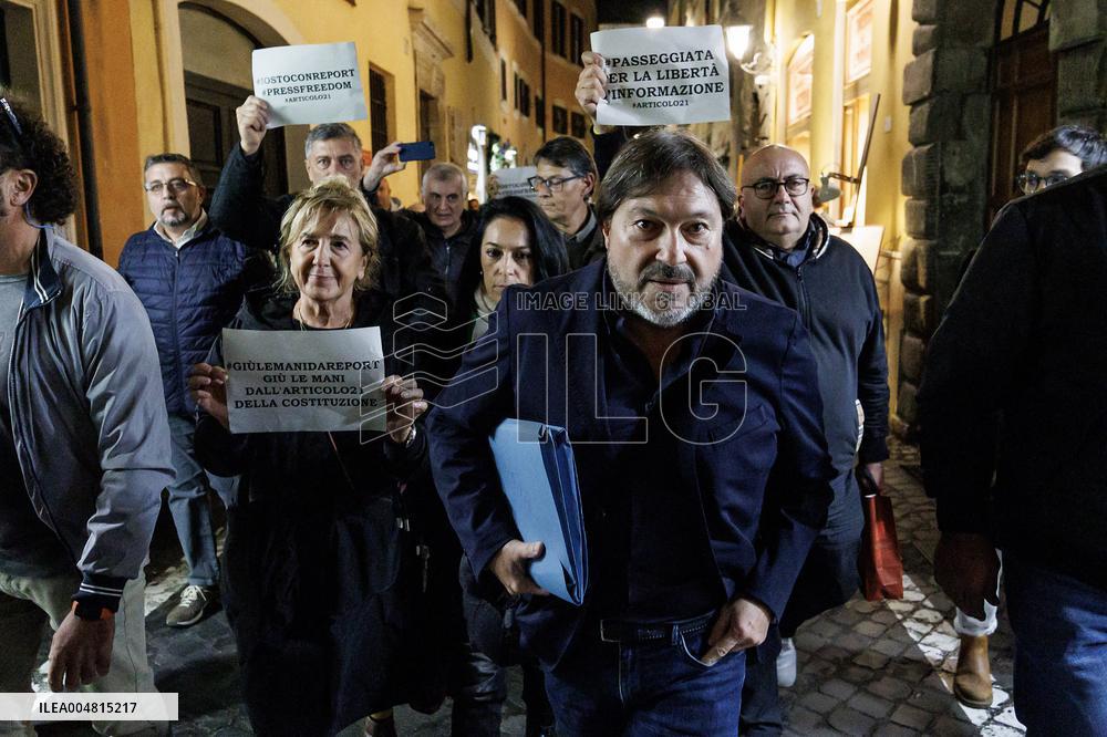 Passeggiata per la libertà per accompagnare Sigfrido Ranucci in commissione Vigilanza Rai
