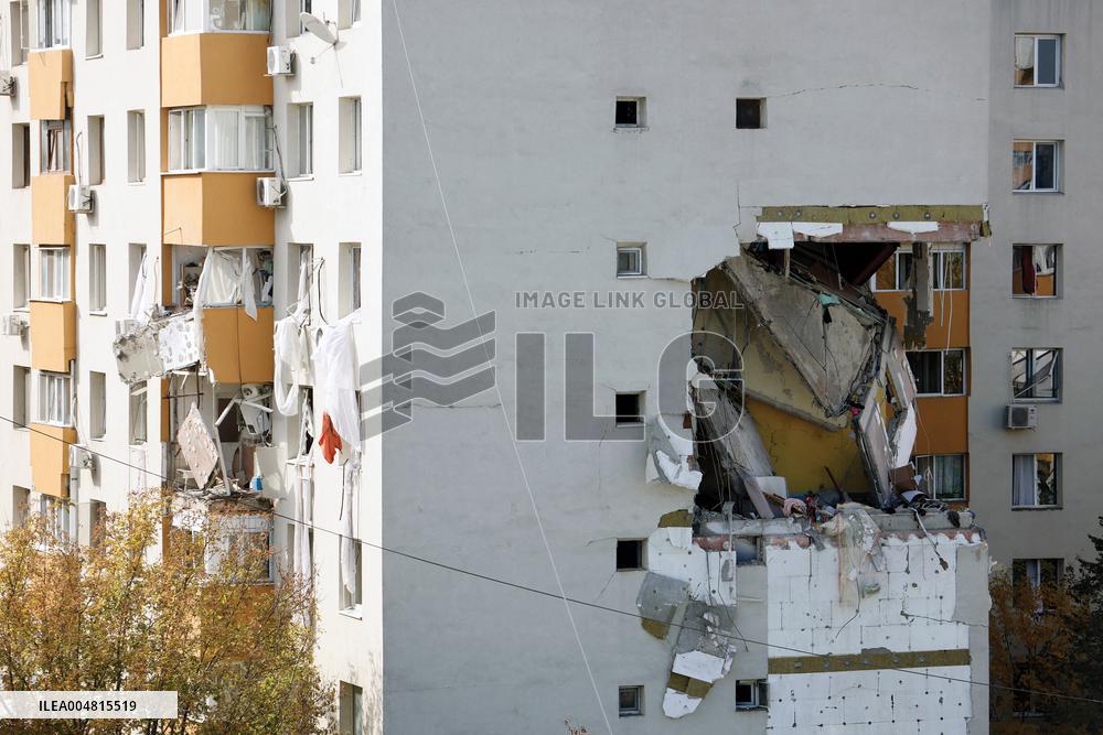 Three Killed After Explosion at Apartment Block - Bucharest