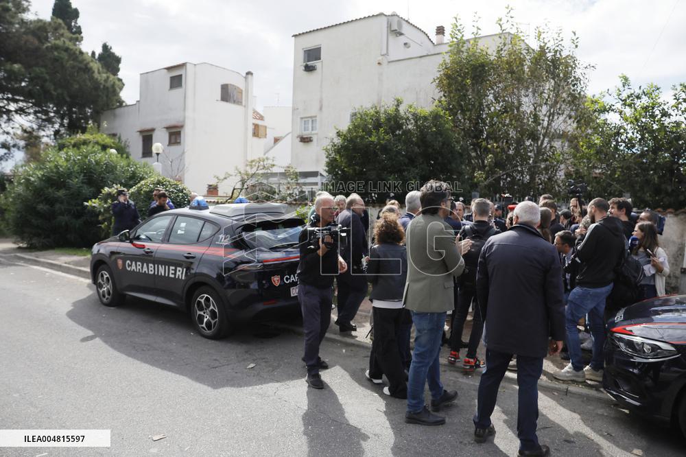 Bomb Attack Targets Journalist's Home - Rome