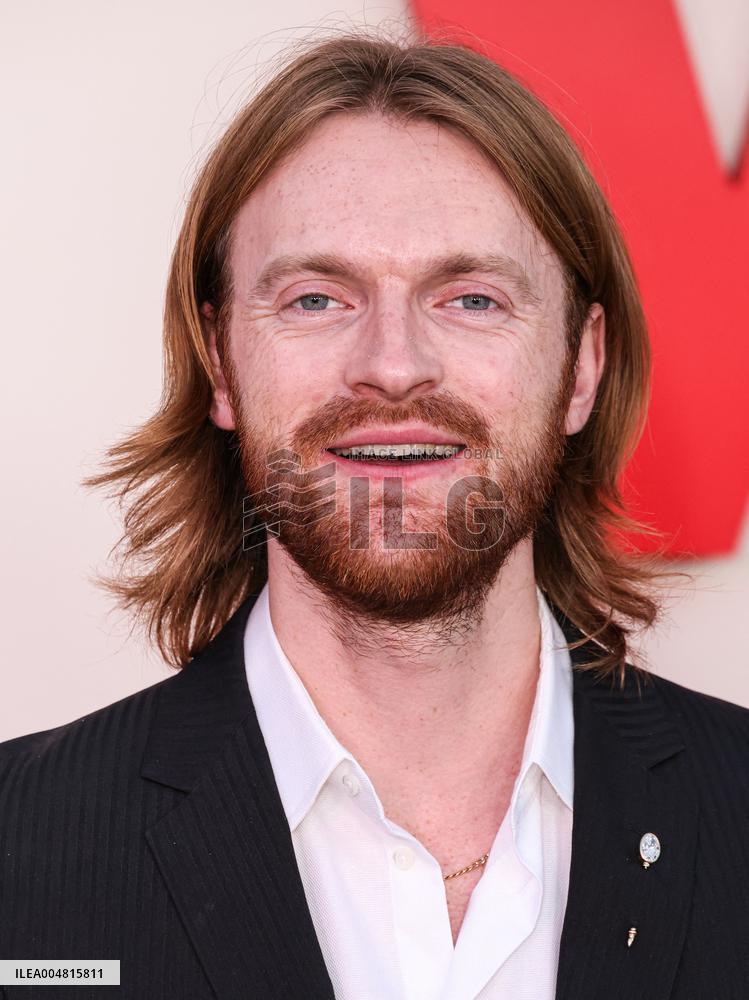 Nobody Wants This Season 2 Premiere - LA