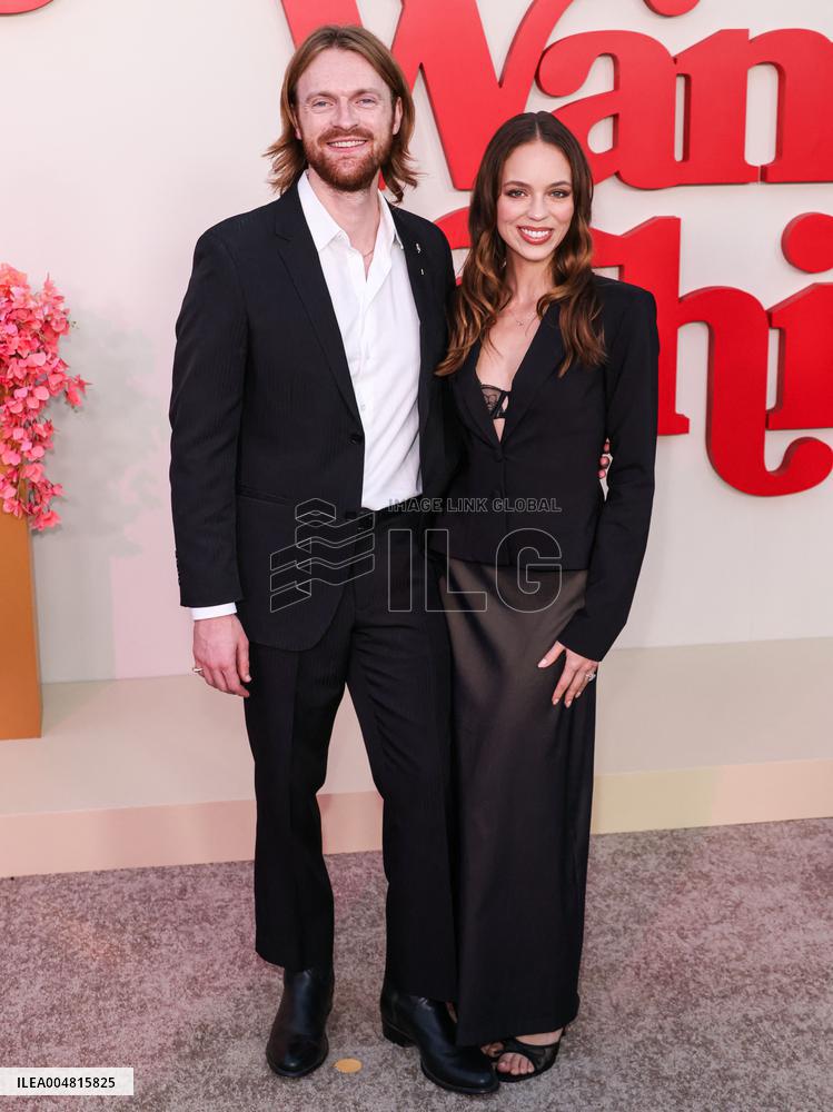 Nobody Wants This Season 2 Premiere - LA