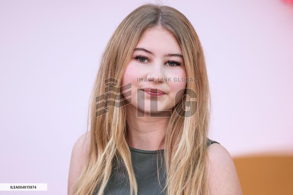 Nobody Wants This Season 2 Premiere - LA