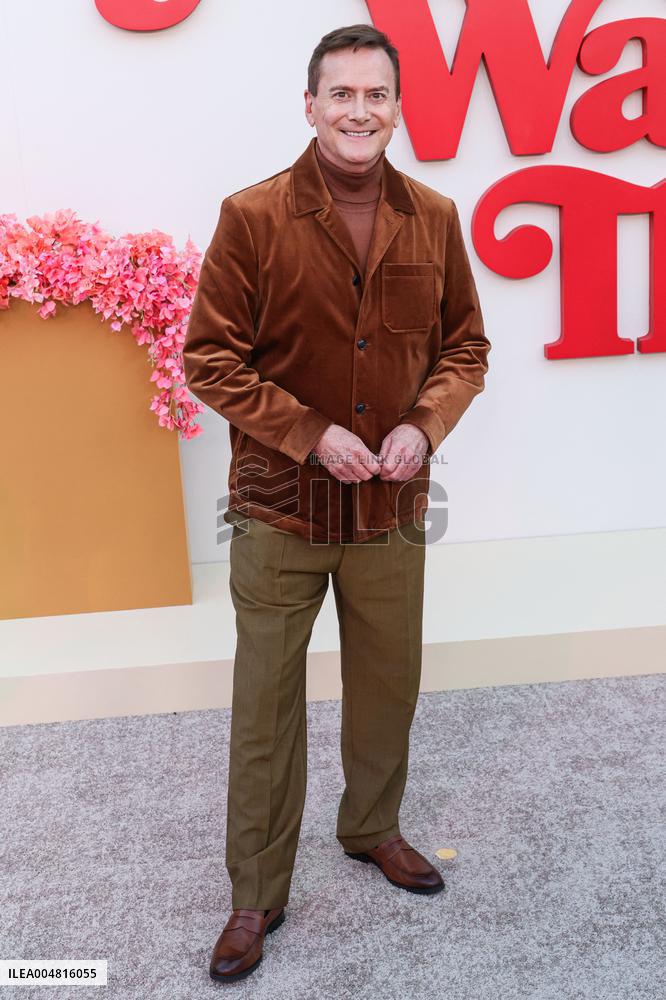 Nobody Wants This Season 2 Premiere - LA