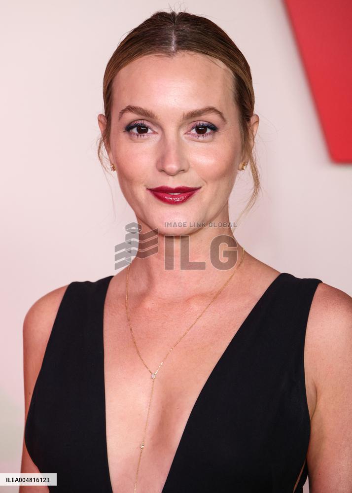 Nobody Wants This Season 2 Premiere - LA