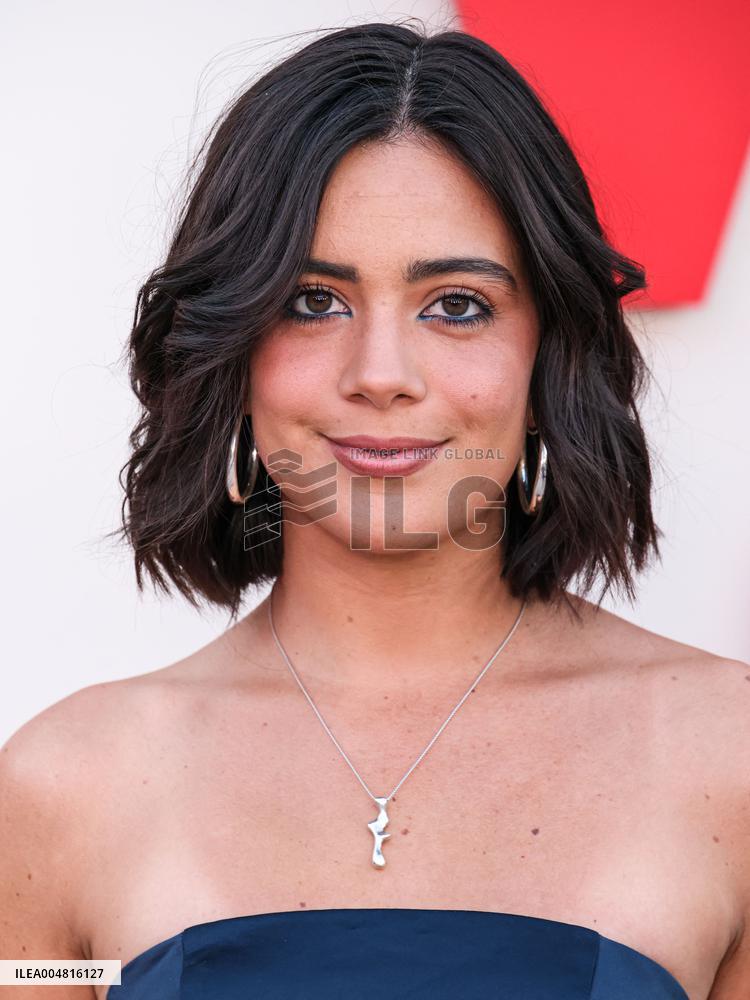 Nobody Wants This Season 2 Premiere - LA