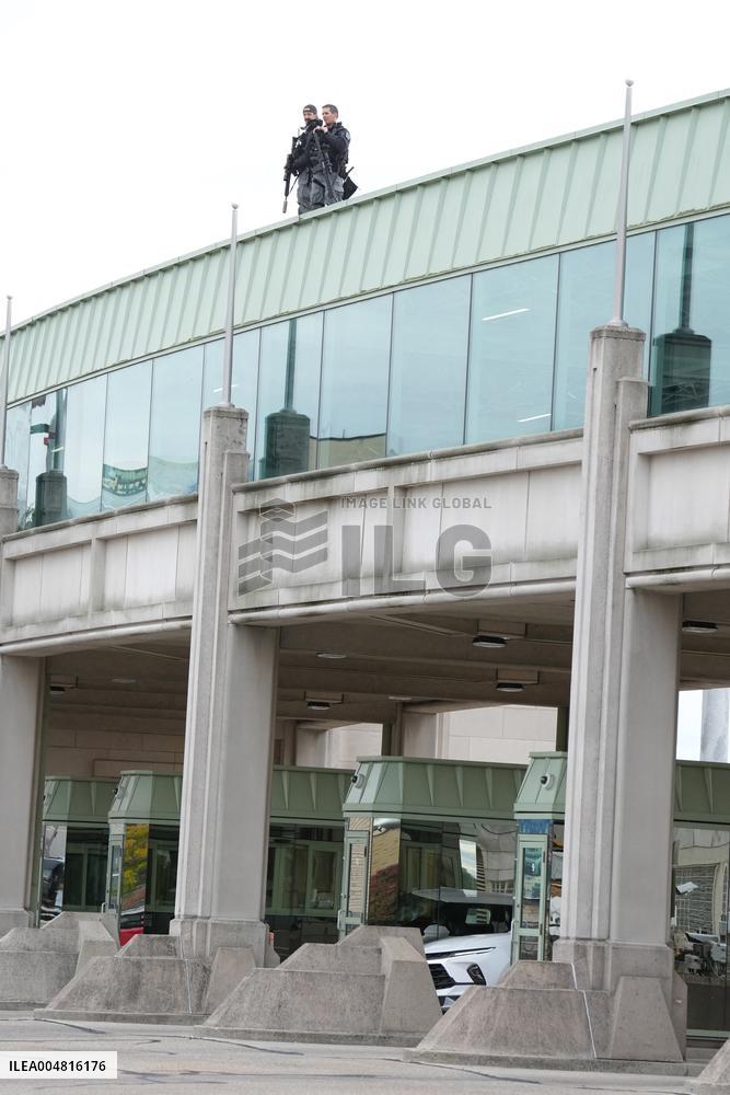 PM Mark Carney At Rainbow Bridge Border Crossing - Niagara Falls